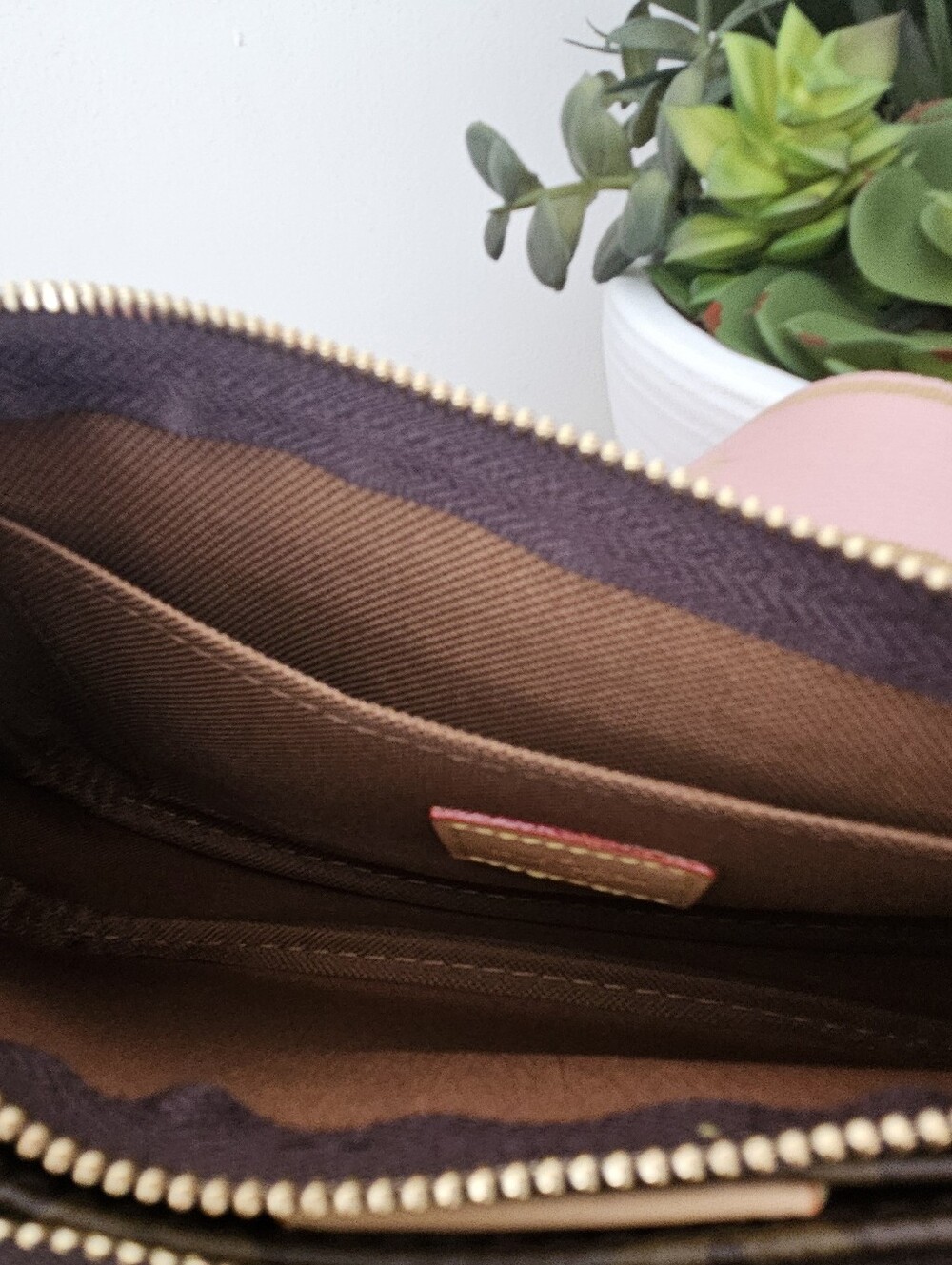 Designer Inspired Brown Monogram Crossbody with Pink Signature Strap - Picture 4 of 6